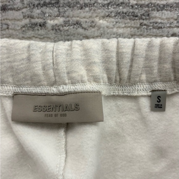 Fear Of God Essentials Sweatpants | Light Oatmeal - Picture 8 of 10